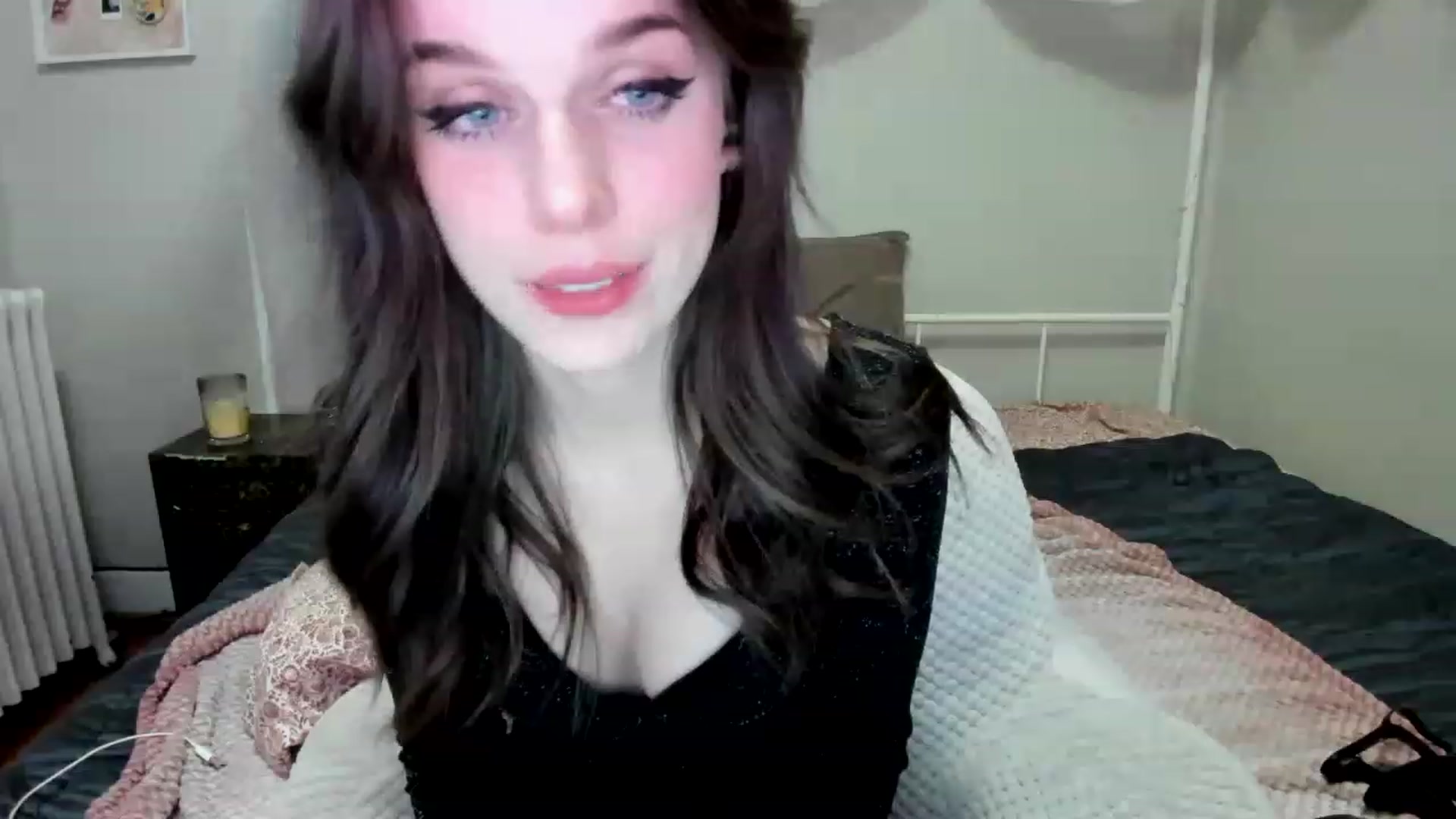 Gallery image thumbnail from MissRhi's myfreecams stream on, 04/28/2023, 06:35 image 19 of 20
