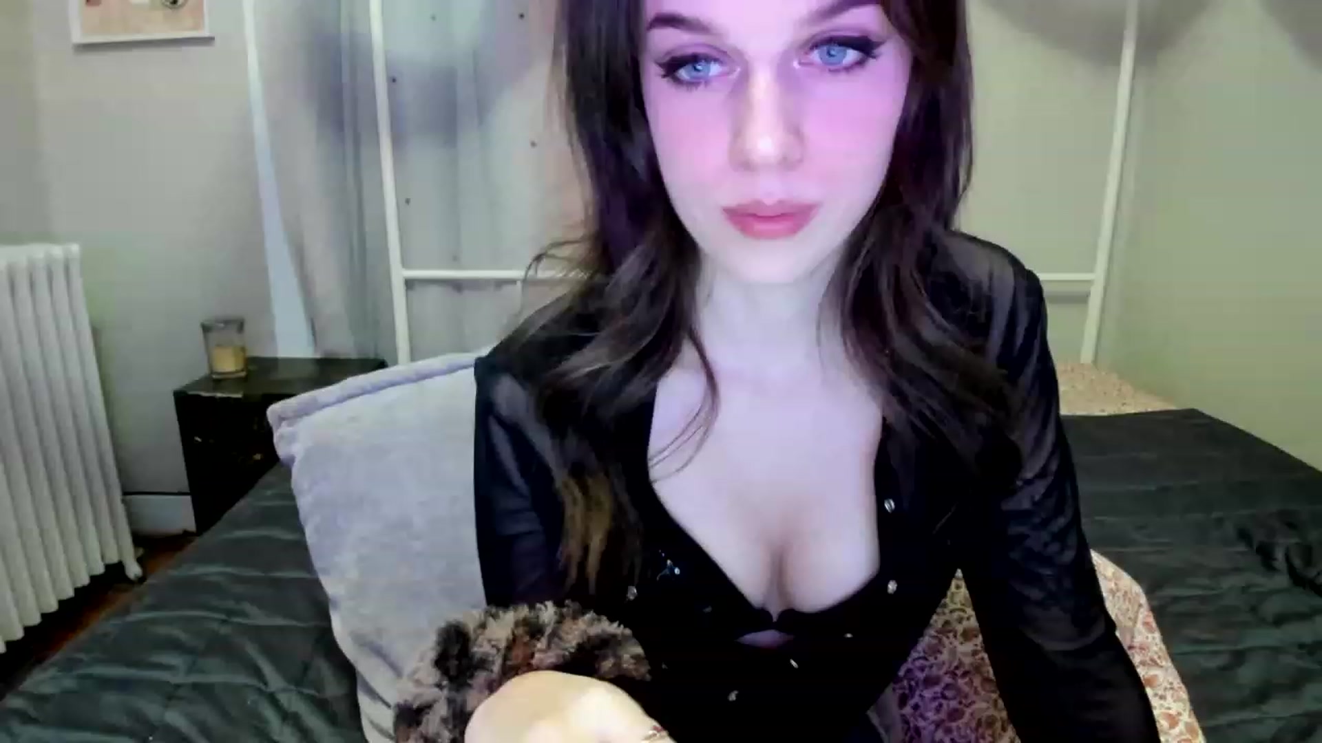 Gallery image thumbnail from MissRhi's myfreecams stream on, 05/03/2023, 06:23 image 8 of 20