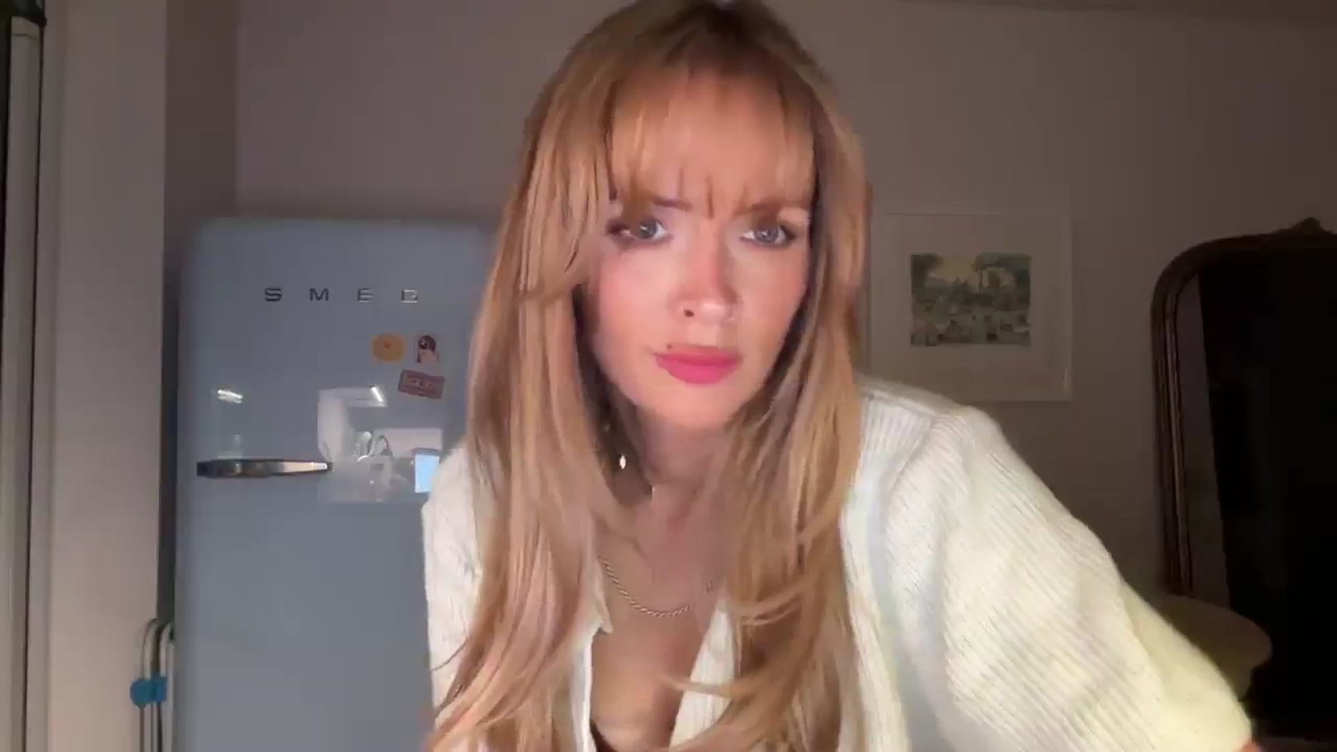Gallery image thumbnail from MissRobinHood's myfreecams stream on, 06/02/2025, 22:40 image 19 of 20