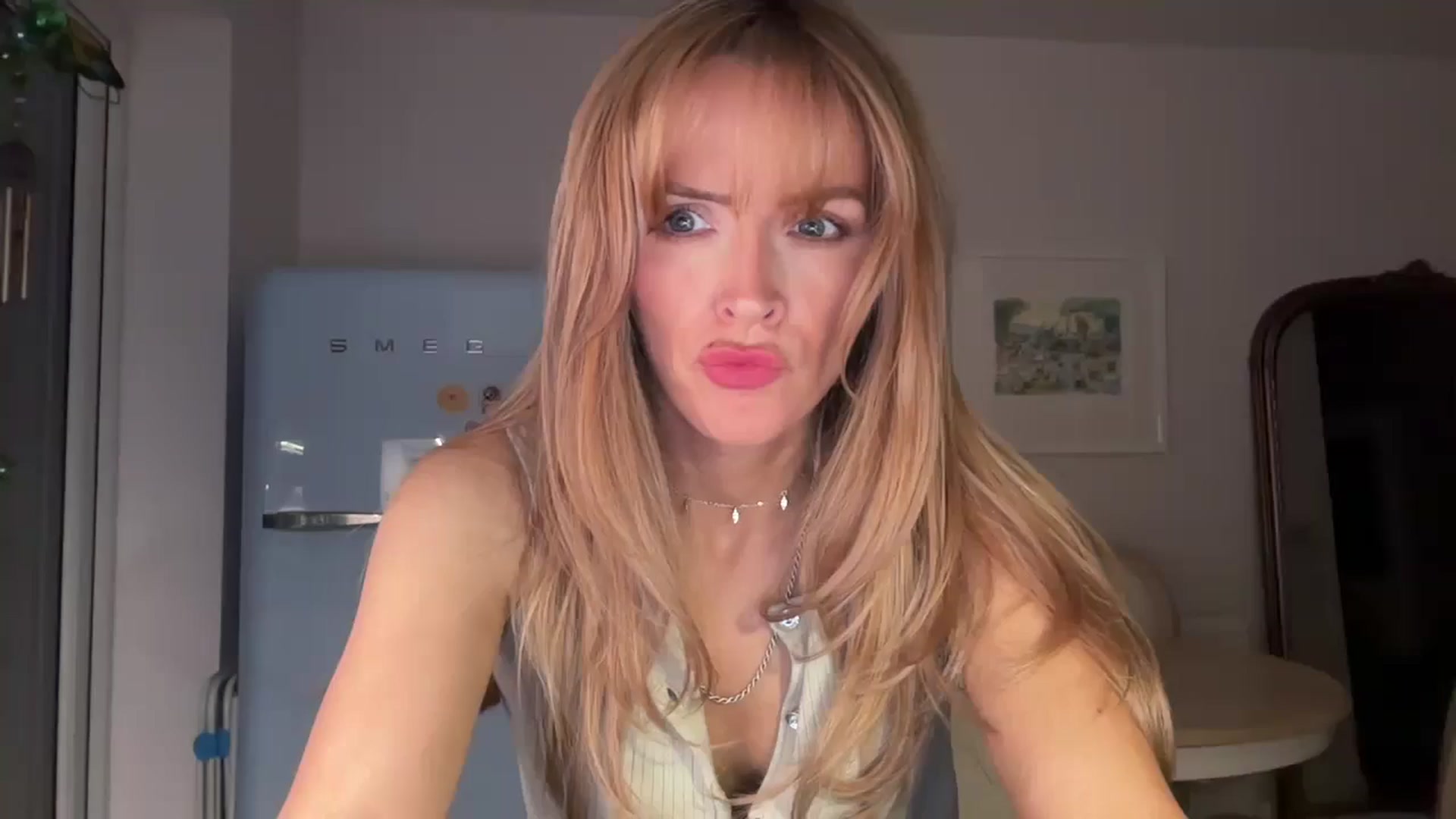 Gallery image thumbnail from MissRobinHood's myfreecams stream on, 06/02/2025, 22:40 image 1 of 20
