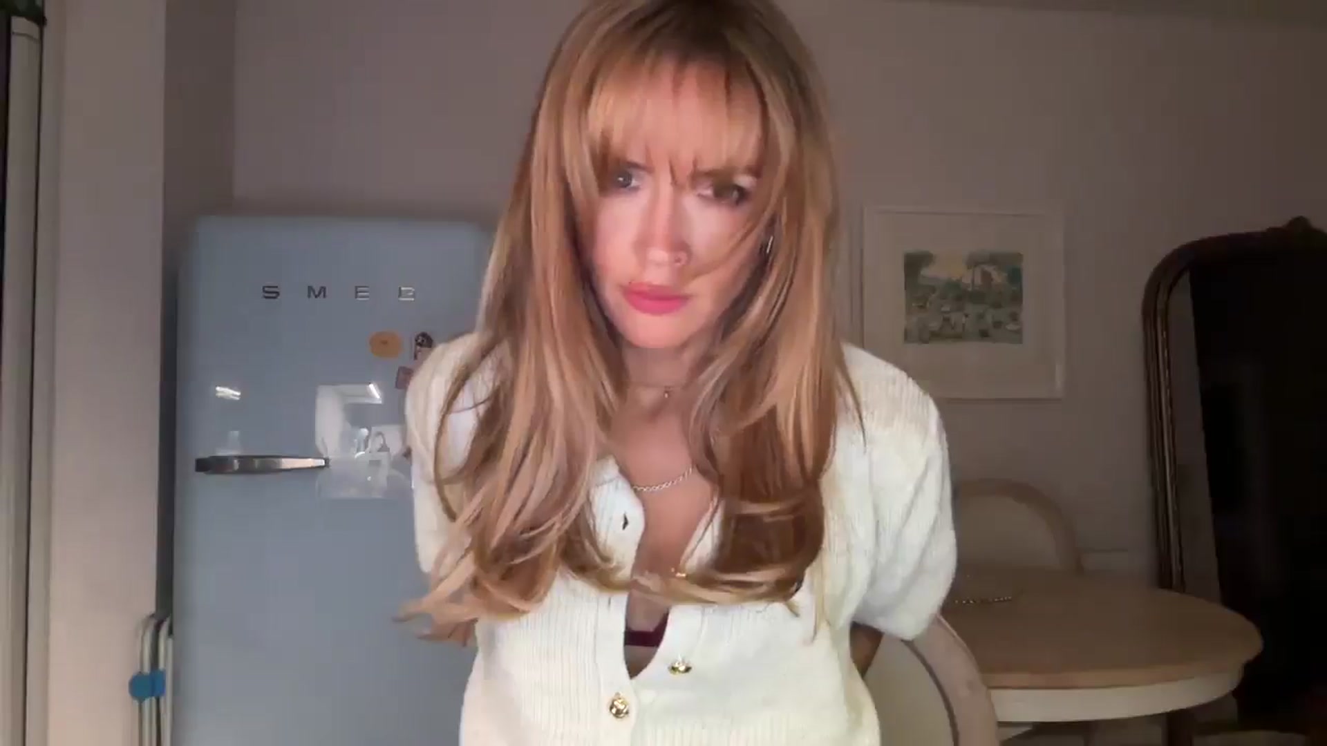Gallery image thumbnail from MissRobinHood's myfreecams stream on, 06/02/2025, 22:40 image 18 of 20