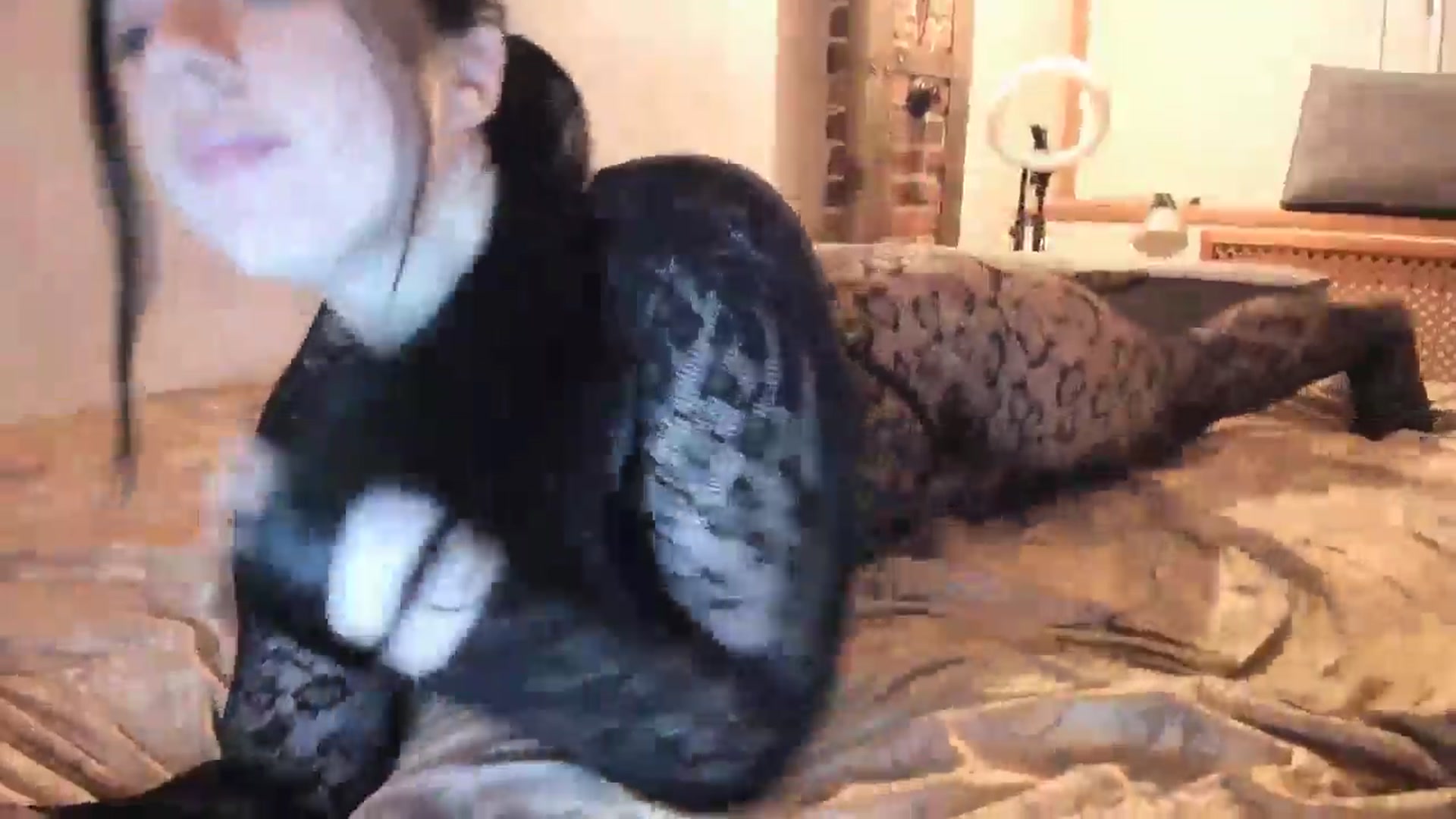 Gallery image thumbnail from MissRomania's myfreecams stream on, 05/26/2024, 20:43 image 4 of 20