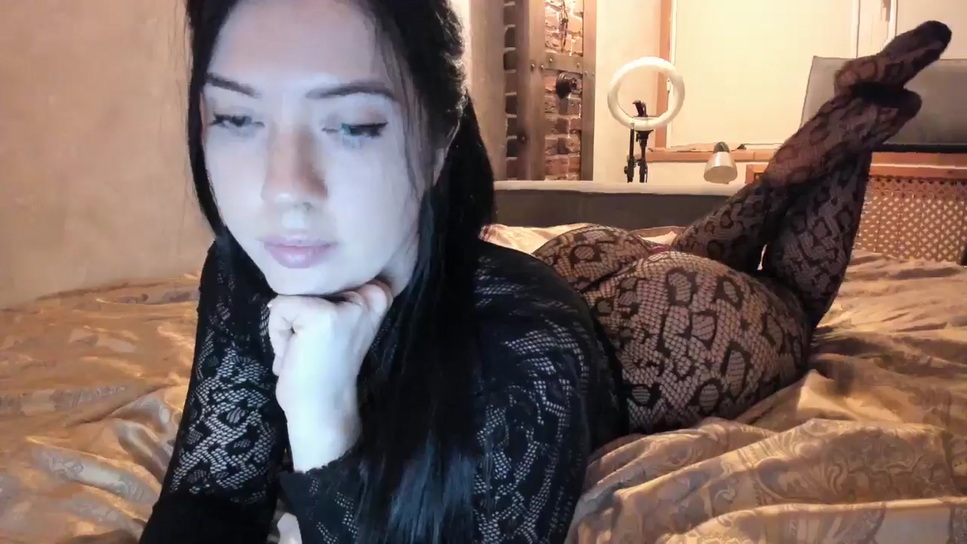 Gallery image thumbnail from MissRomania's myfreecams stream on, 05/26/2024, 20:43 image 2 of 20