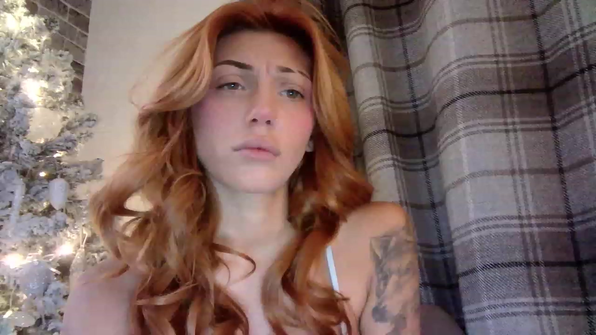 Gallery image thumbnail from MissRose2792's myfreecams stream on, 11/15/2022, 07:13 image 15 of 20