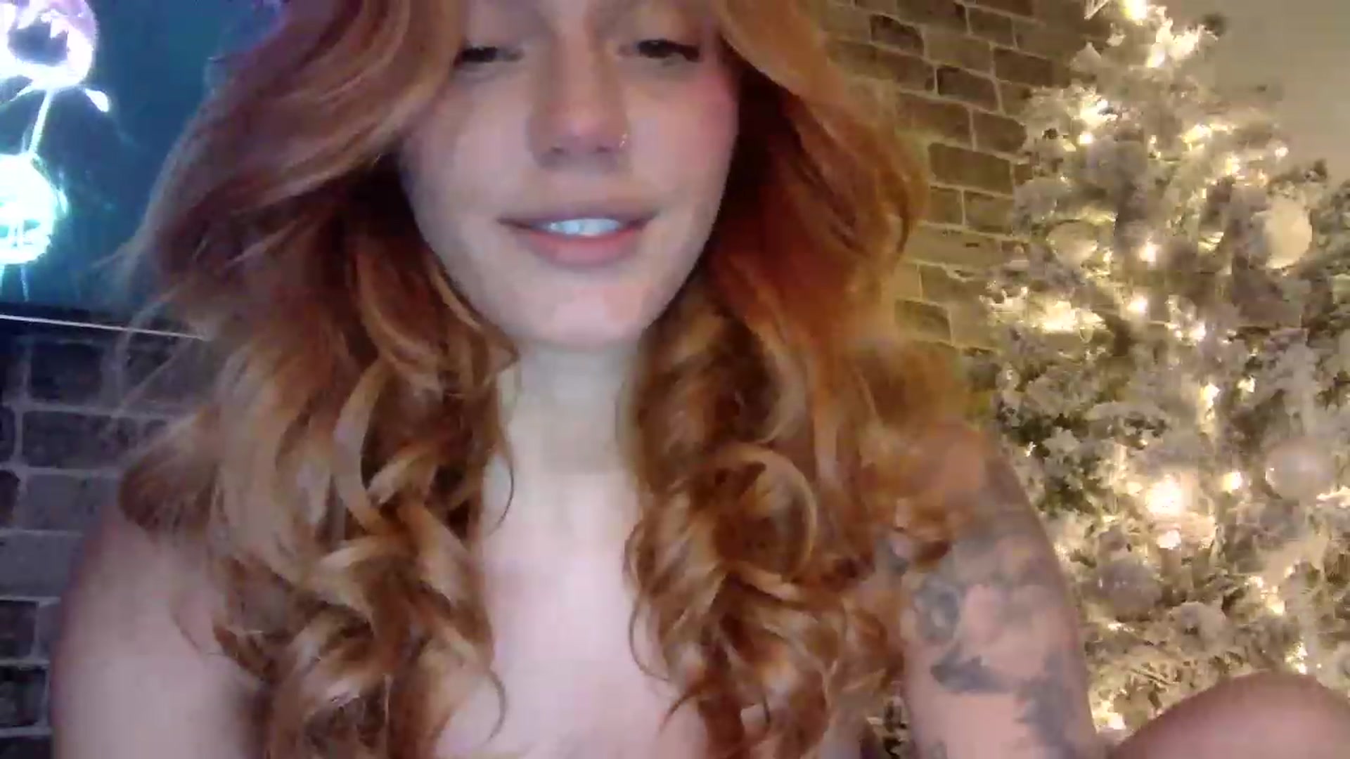 Gallery image thumbnail from MissRose2792's myfreecams stream on, 12/15/2022, 08:21 image 19 of 20