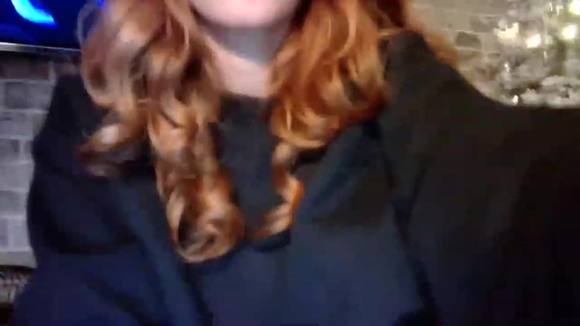 Gallery image thumbnail from MissRose2792's myfreecams stream on, 12/16/2022, 06:58 image 13 of 20