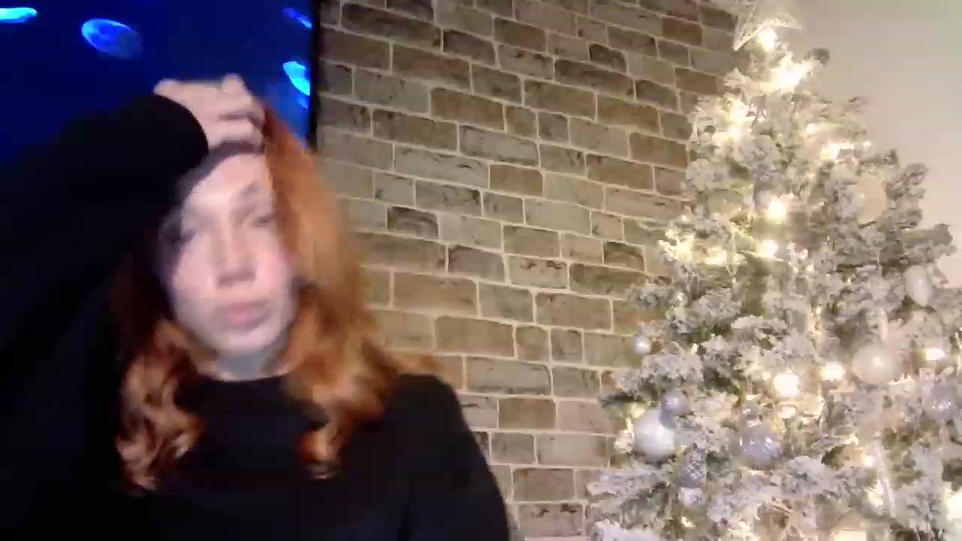 Gallery image thumbnail from MissRose2792's myfreecams stream on, 12/16/2022, 06:58 image 15 of 20