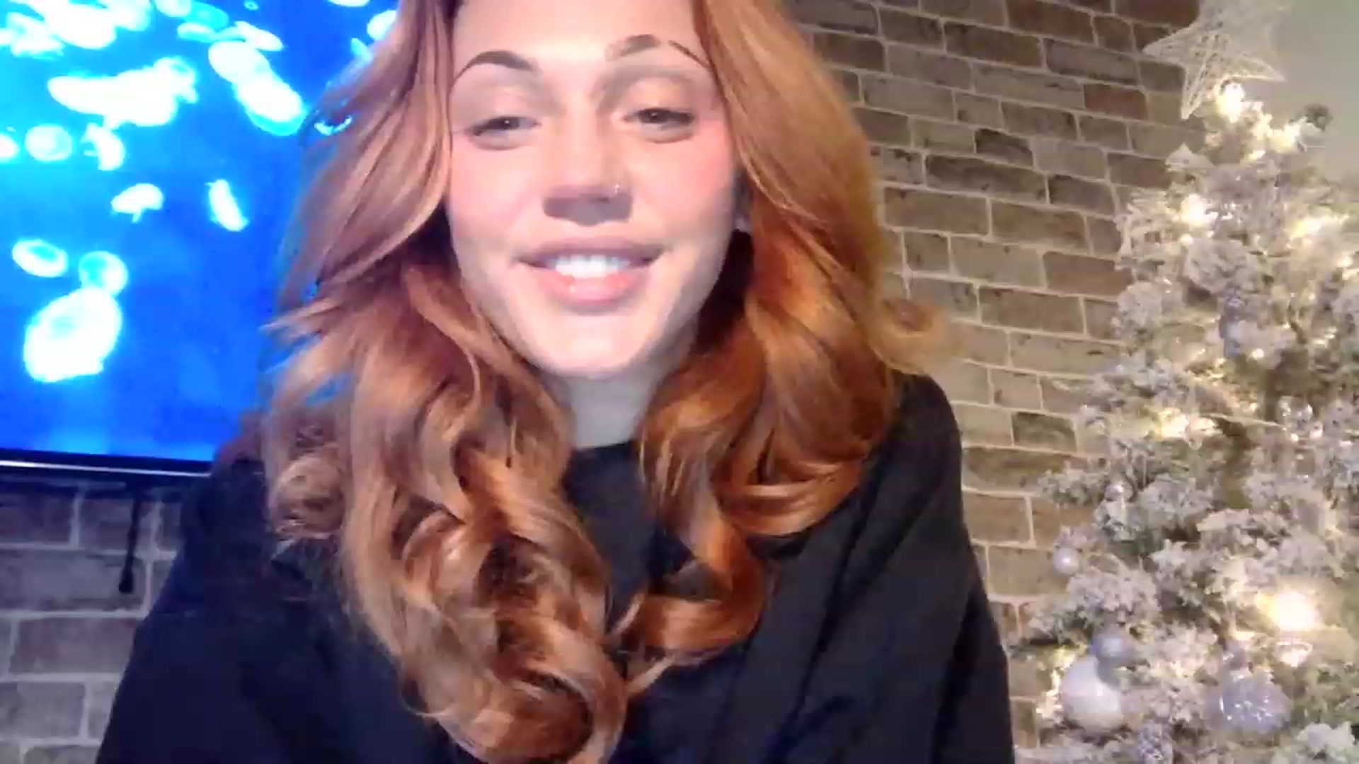 Gallery image thumbnail from MissRose2792's myfreecams stream on, 12/16/2022, 06:58 image 8 of 20
