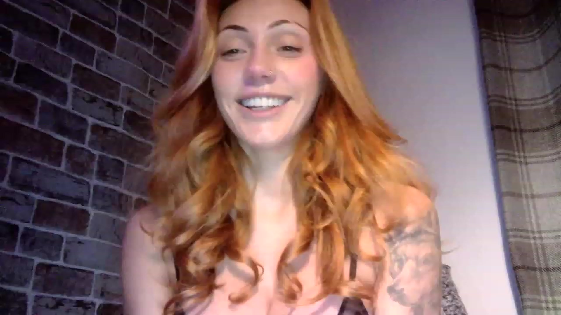 Gallery image thumbnail from MissRose2792's myfreecams stream on, 01/17/2023, 08:03 image 18 of 20