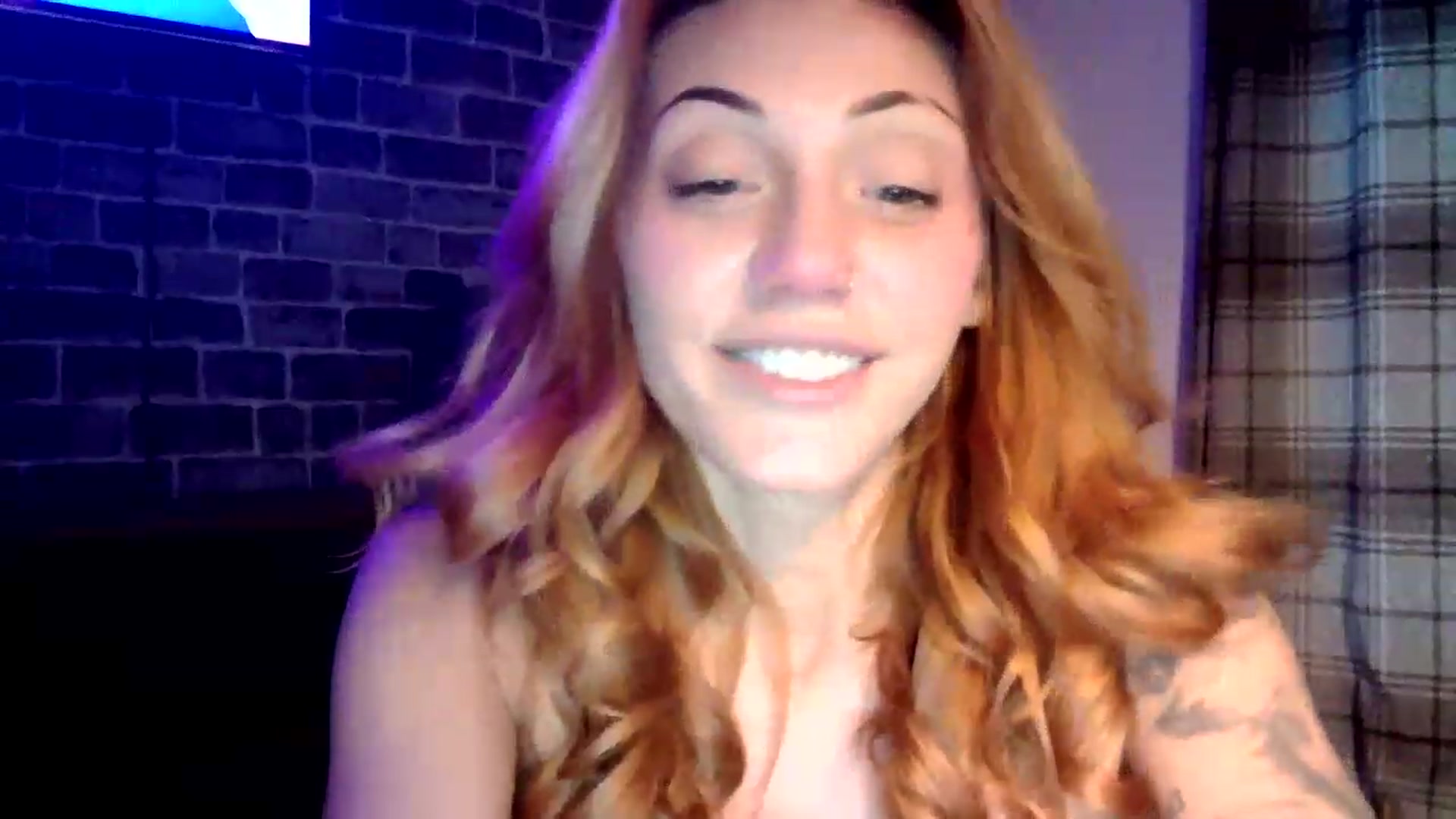 Gallery image thumbnail from MissRose2792's myfreecams stream on, 01/21/2023, 09:05 image 13 of 20
