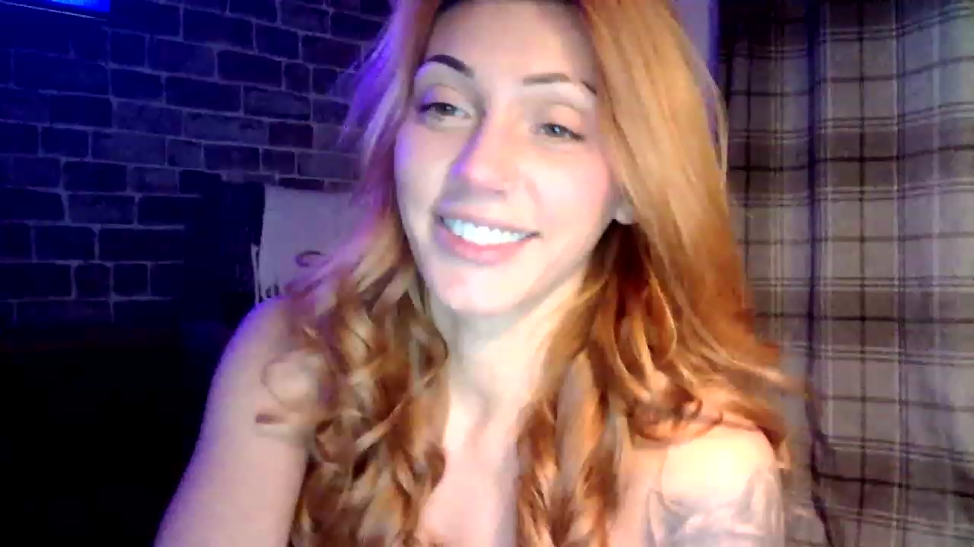 Gallery image thumbnail from MissRose2792's myfreecams stream on, 01/21/2023, 09:05 image 6 of 20