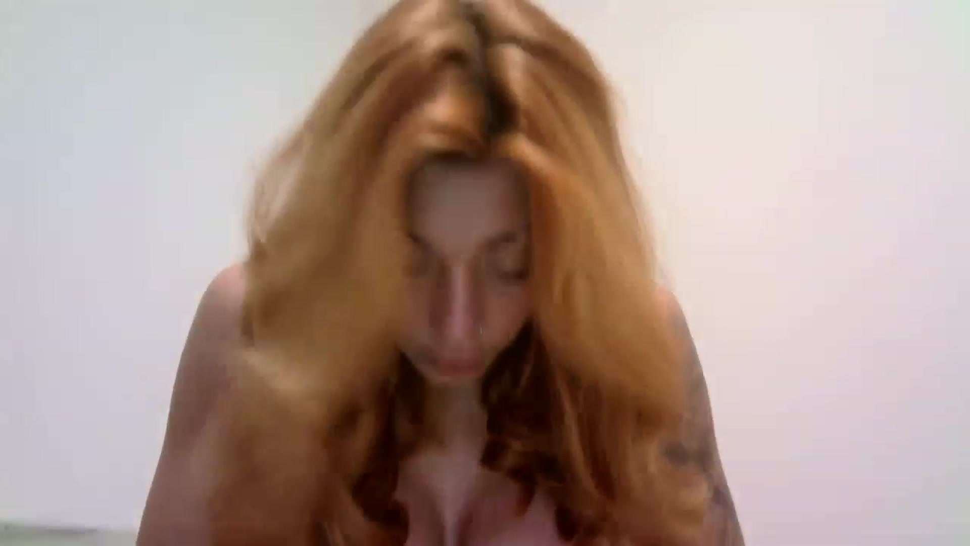 Gallery image thumbnail from MissRose2792's myfreecams stream on, 02/15/2023, 07:03 image 19 of 20