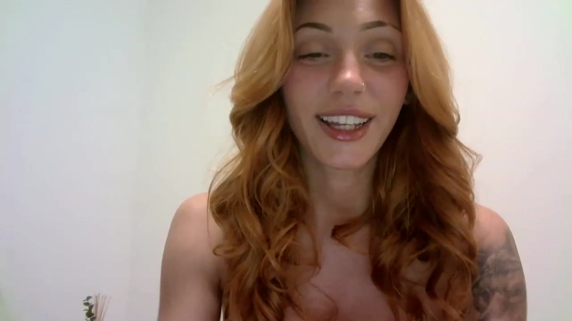 Gallery image thumbnail from MissRose2792's myfreecams stream on, 02/16/2023, 07:58 image 6 of 20
