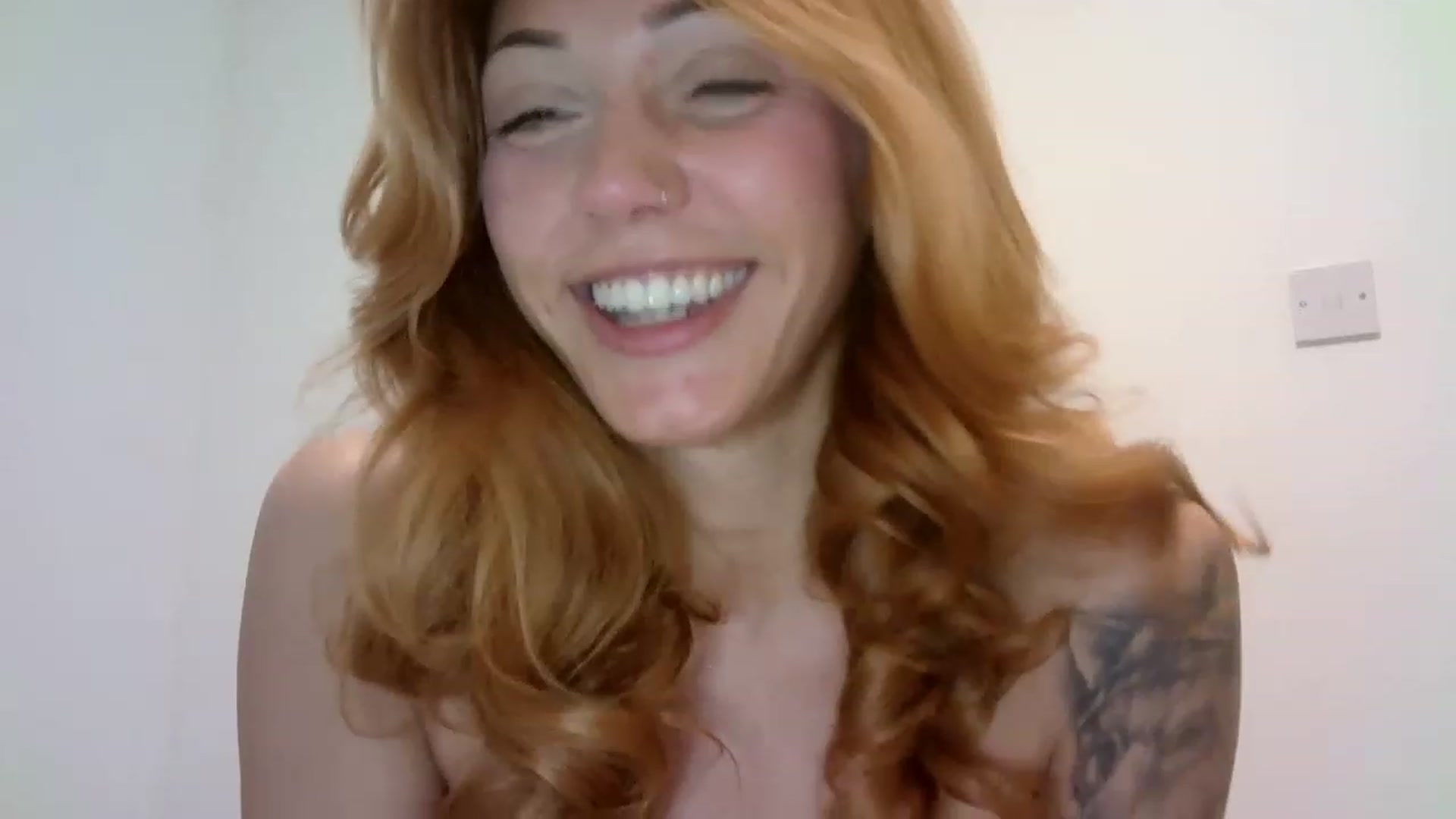 Gallery image thumbnail from MissRose2792's myfreecams stream on, 03/28/2023, 07:00 image 9 of 20