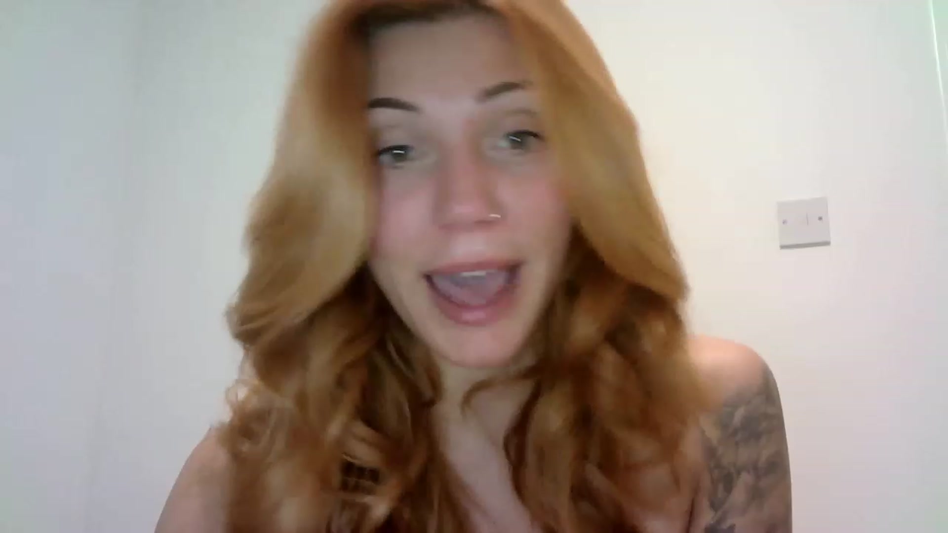 Gallery image thumbnail from MissRose2792's myfreecams stream on, 03/30/2023, 06:26 image 14 of 20