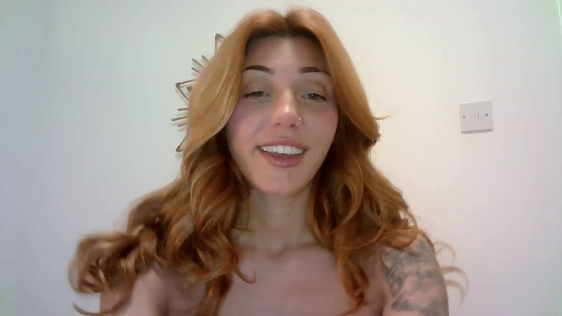 Gallery image thumbnail from MissRose2792's myfreecams stream on, 04/03/2023, 06:06 image 19 of 20