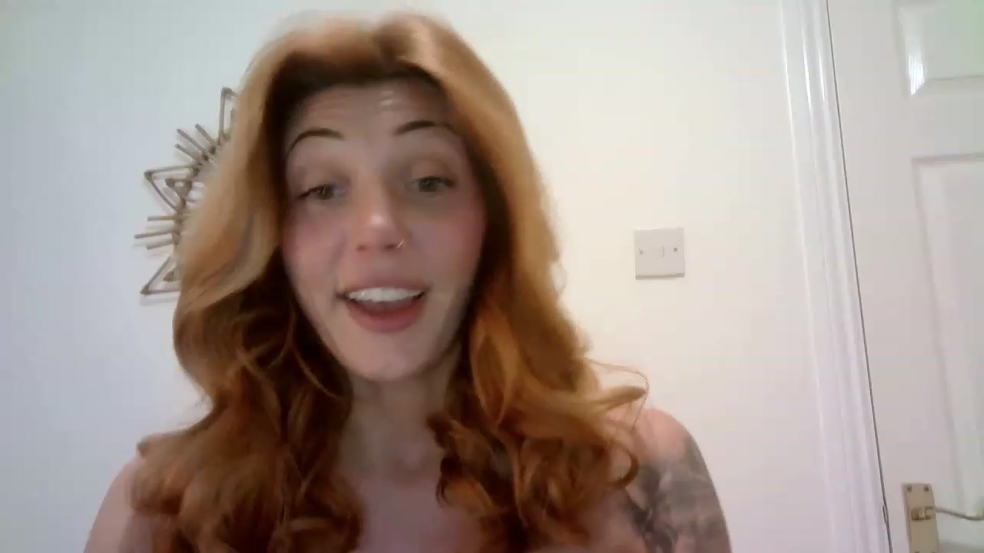 Gallery image thumbnail from MissRose2792's myfreecams stream on, 04/05/2023, 08:33 image 9 of 20