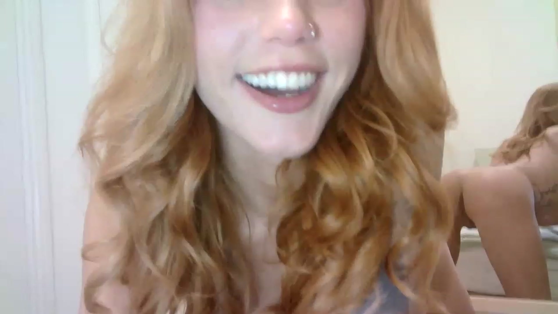Gallery image thumbnail from MissRose2792's myfreecams stream on, 04/17/2023, 08:04 image 15 of 20