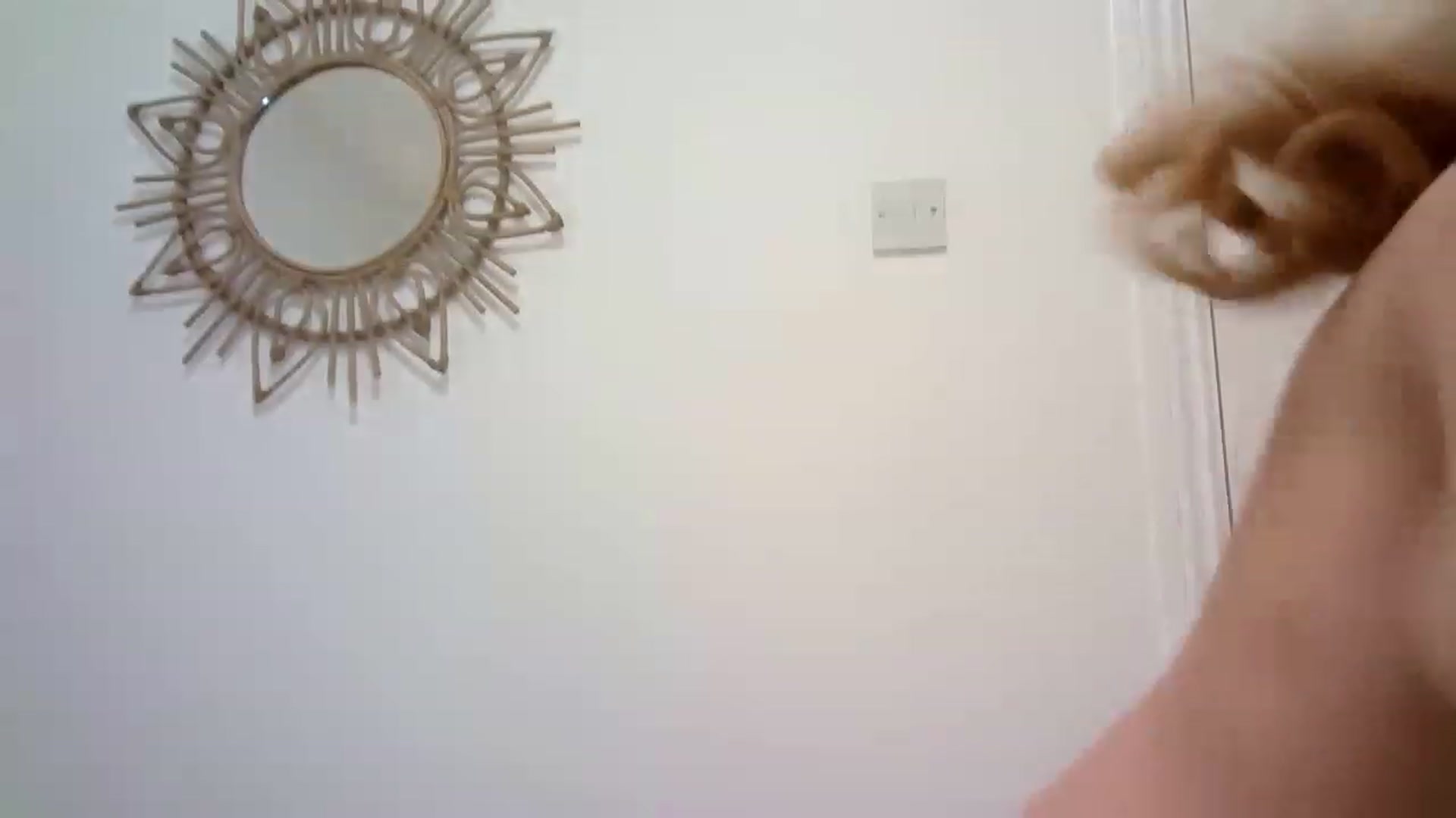 Gallery image thumbnail from MissRose2792's myfreecams stream on, 04/21/2023, 07:00 image 17 of 20