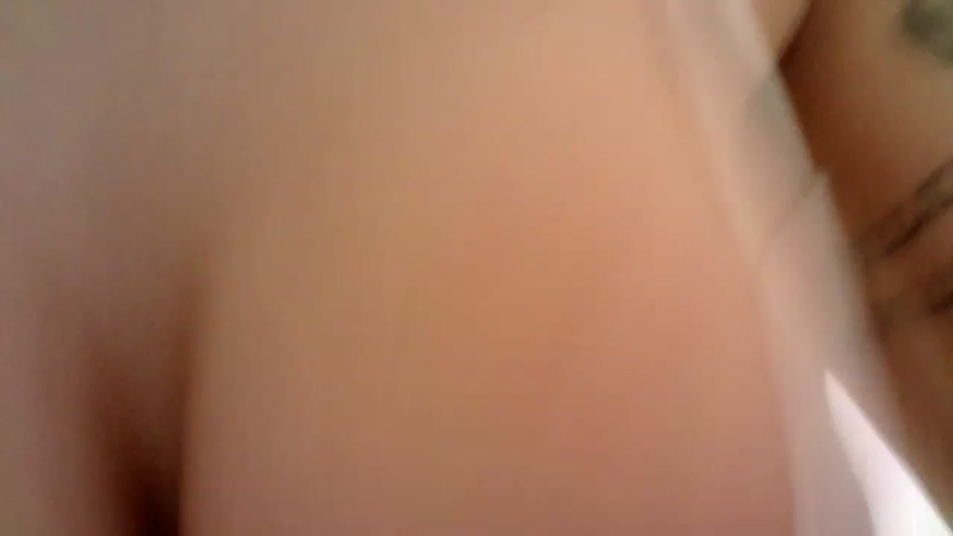 Gallery image thumbnail from MissRose2792's myfreecams stream on, 05/10/2023, 06:14 image 9 of 20