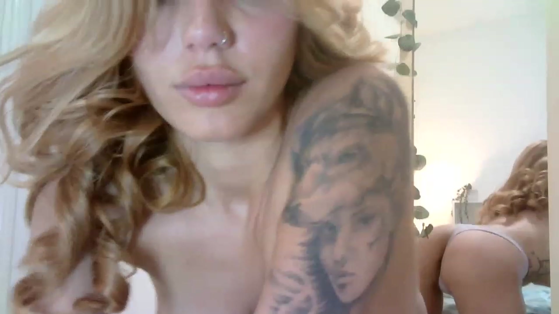 Gallery image thumbnail from MissRose2792's myfreecams stream on, 06/14/2023, 08:09 image 18 of 20