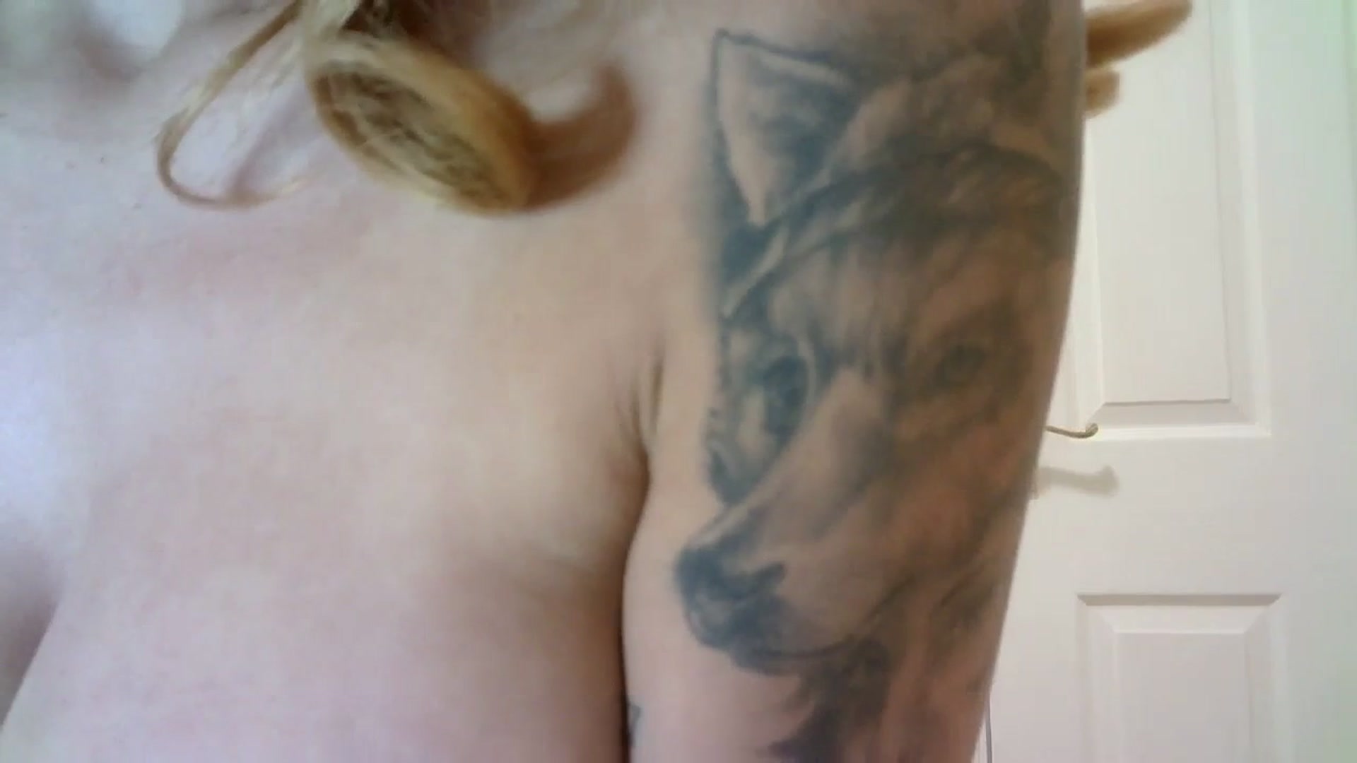 Gallery image thumbnail from MissRose2792's myfreecams stream on, 07/03/2023, 07:01 image 15 of 20