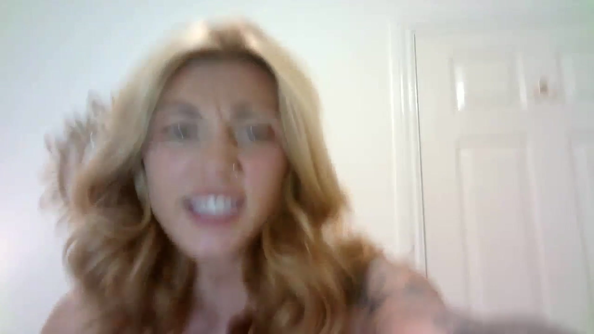 Gallery image thumbnail from MissRose2792's myfreecams stream on, 07/19/2023, 08:18 image 10 of 20
