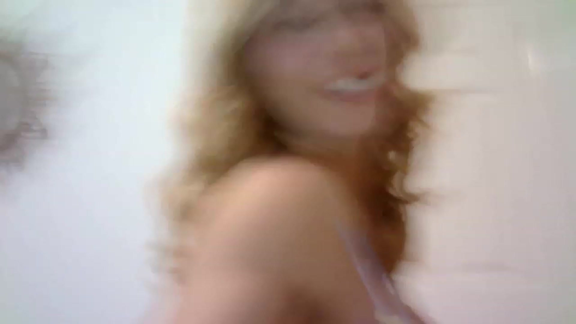 Gallery image thumbnail from MissRose2792's myfreecams stream on, 08/24/2023, 05:23 image 3 of 20