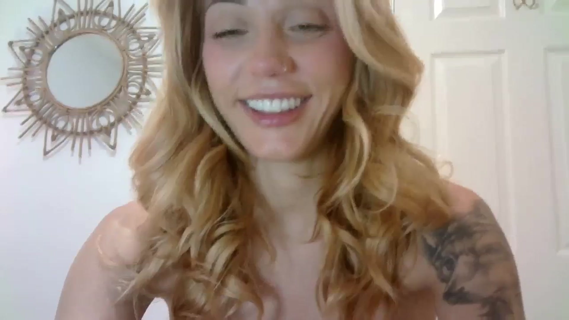 Gallery image thumbnail from MissRose2792's myfreecams stream on, 10/03/2023, 06:06 image 14 of 20