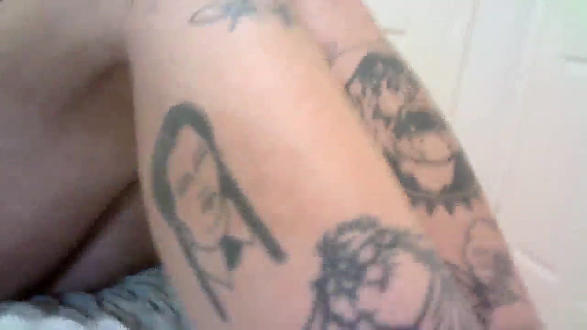 Gallery image thumbnail from MissRose2792's myfreecams stream on, 10/19/2023, 06:32 image 9 of 20
