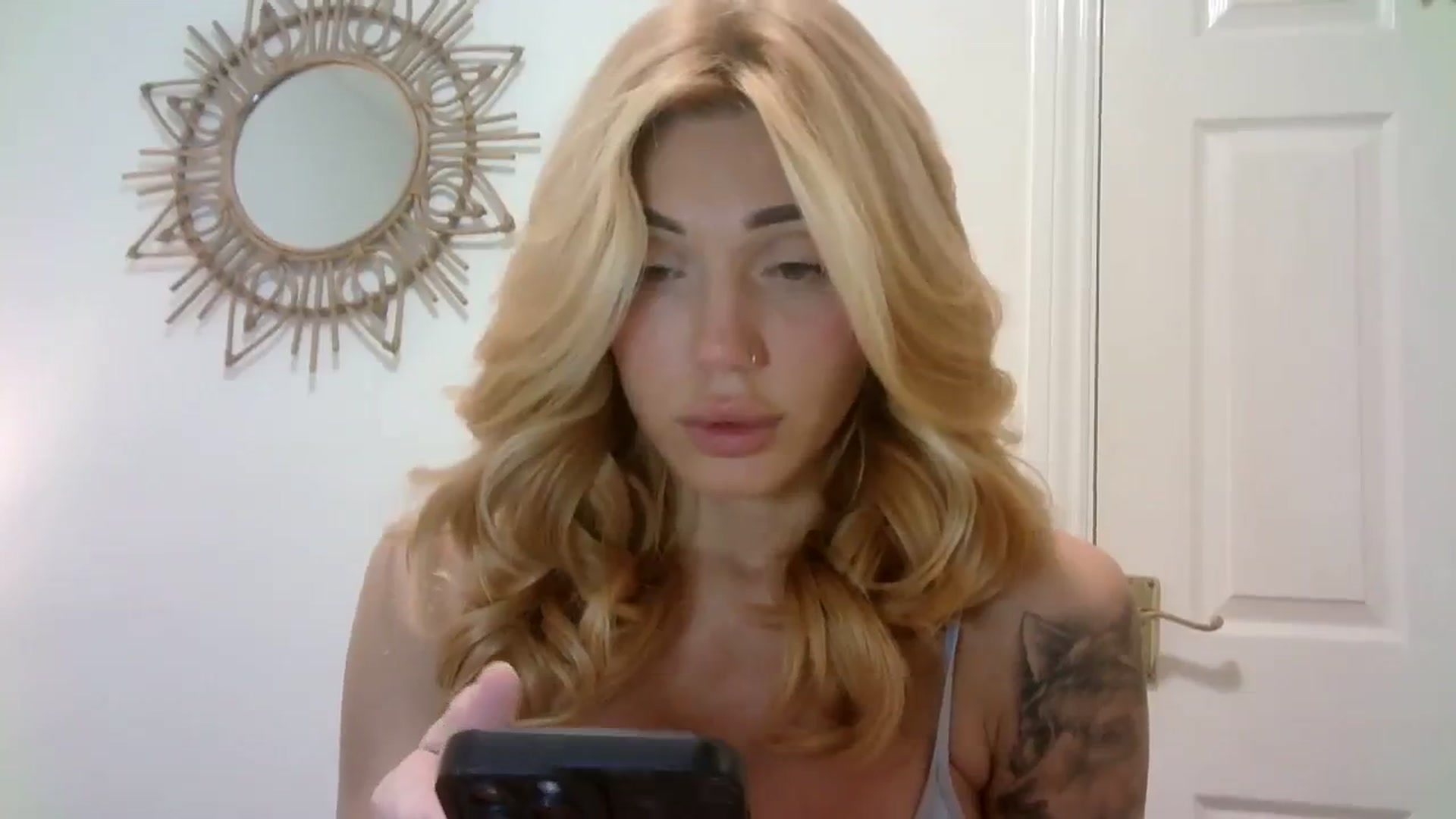 Gallery image thumbnail from MissRose2792's myfreecams stream on, 11/03/2023, 06:33 image 11 of 20