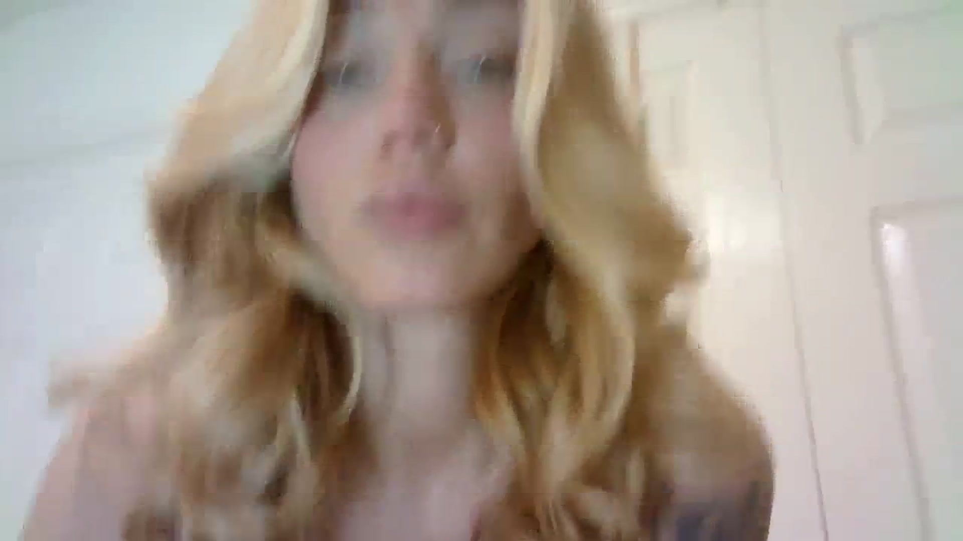 Gallery image thumbnail from MissRose2792's myfreecams stream on, 11/14/2023, 07:23 image 2 of 20
