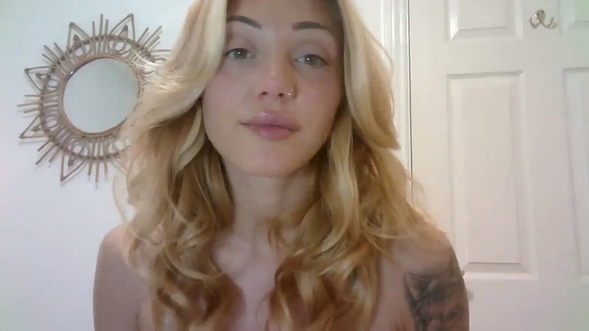 Gallery image thumbnail from MissRose2792's myfreecams stream on, 11/23/2023, 06:51 image 5 of 20