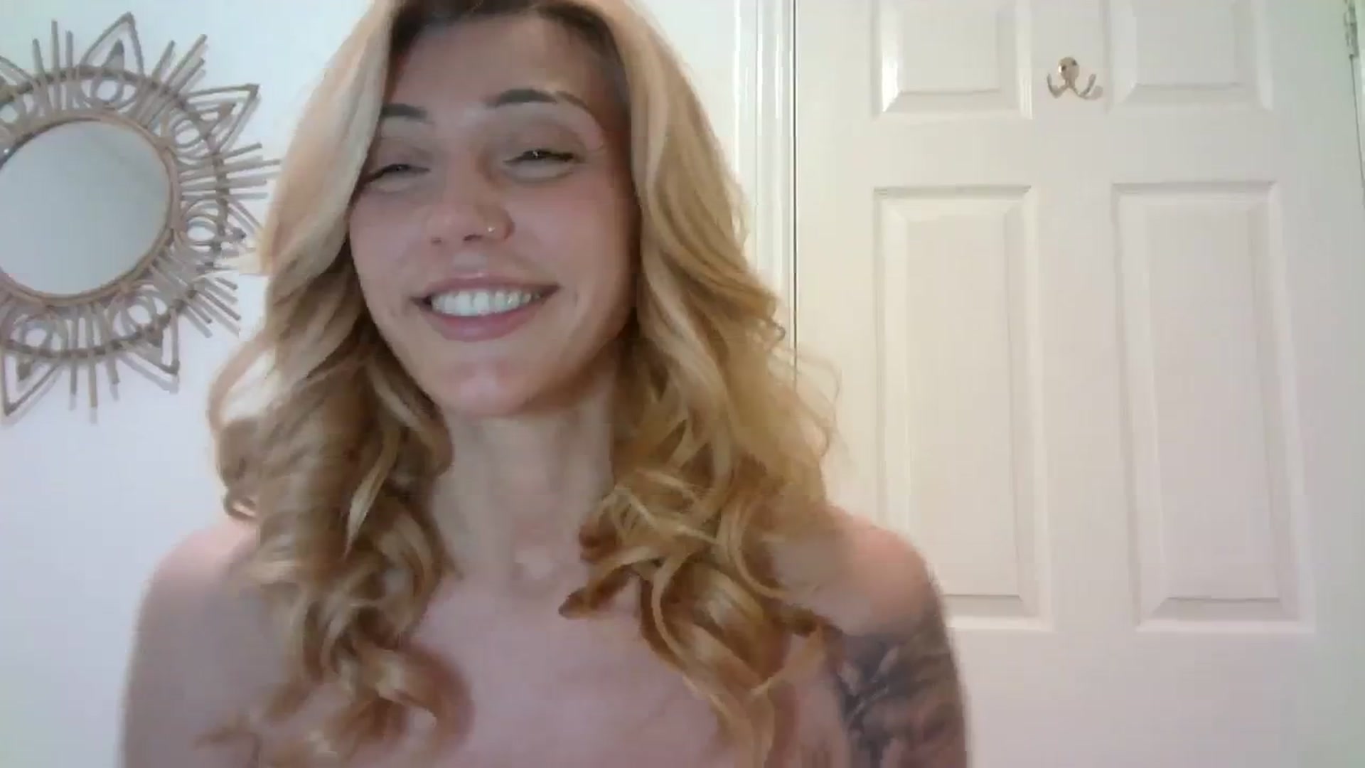 Gallery image thumbnail from MissRose2792's myfreecams stream on, 01/06/2024, 08:44 image 16 of 20