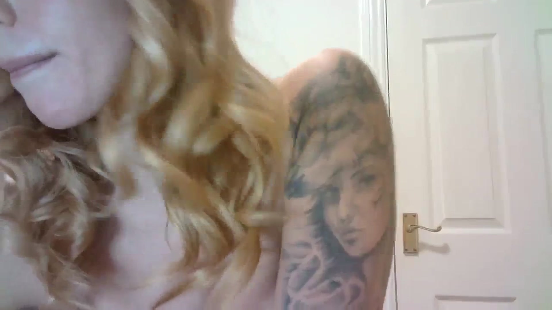 Gallery image thumbnail from MissRose2792's myfreecams stream on, 01/12/2024, 07:21 image 14 of 20