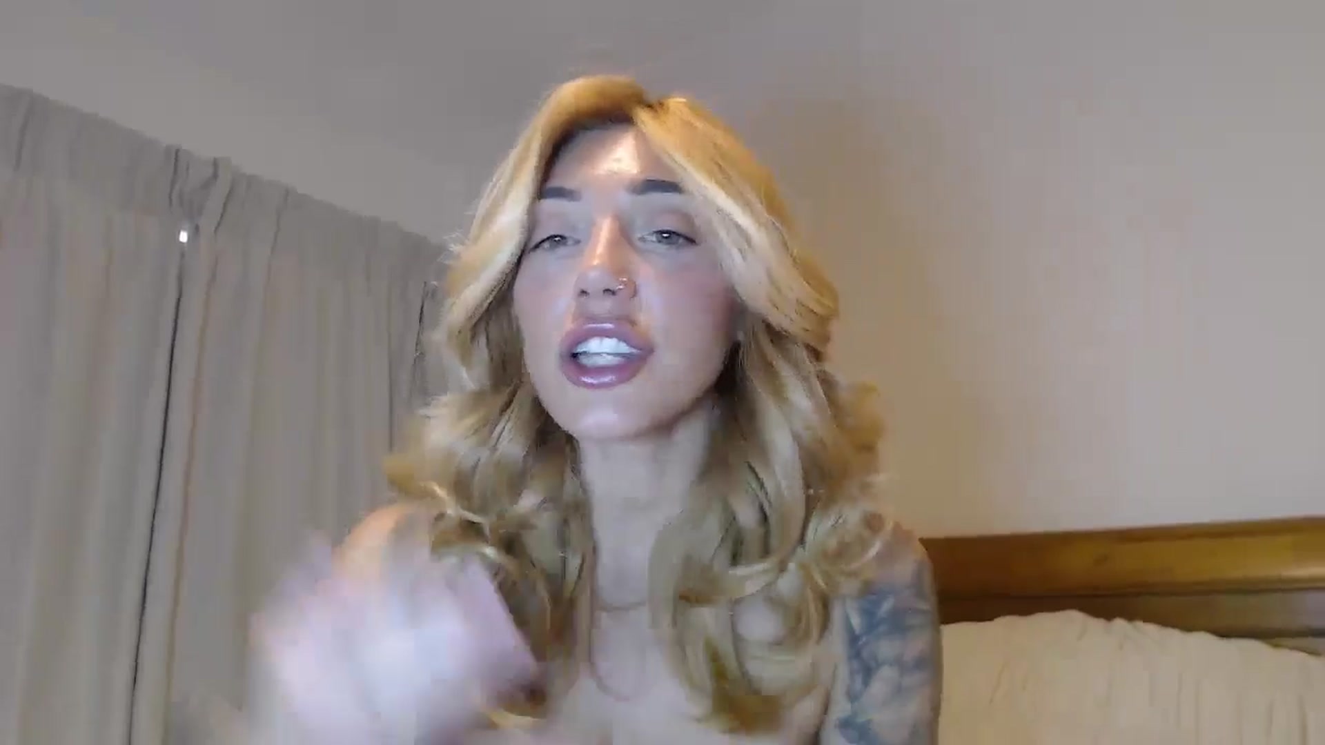 Gallery image thumbnail from MissRose2792's myfreecams stream on, 06/13/2024, 06:02 image 5 of 20
