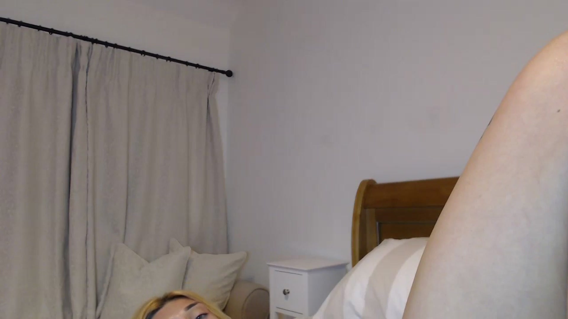 Gallery image thumbnail from MissRose2792's myfreecams stream on, 06/27/2024, 06:17 image 19 of 20
