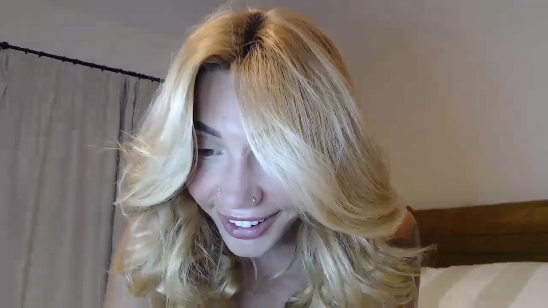 Gallery image thumbnail from MissRose2792's myfreecams stream on, 06/27/2024, 06:17 image 8 of 20