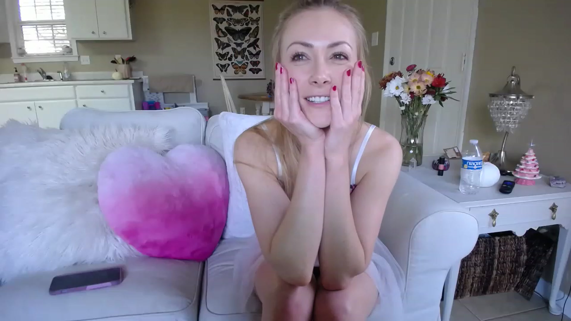 Gallery image thumbnail from MissSadieB's myfreecams stream on, 11/28/2022, 21:02 image 9 of 20