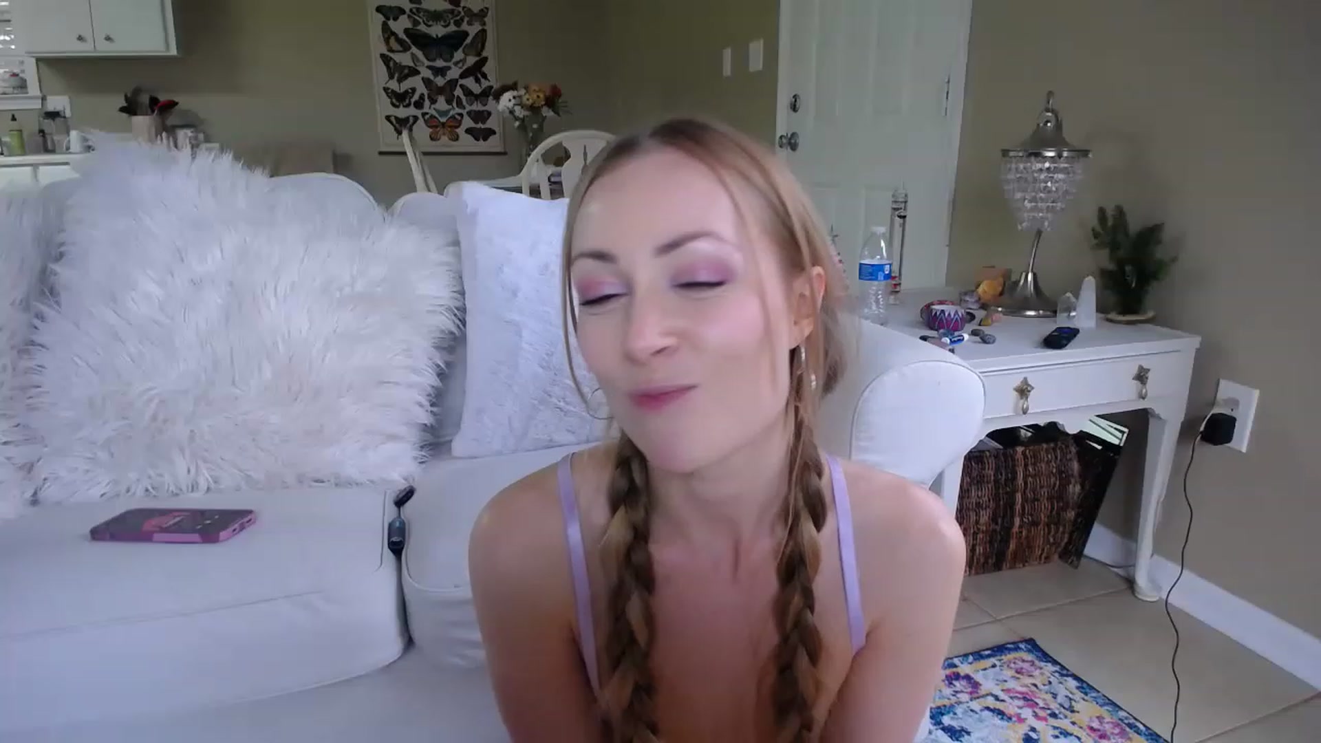 Gallery image thumbnail from MissSadieB's myfreecams stream on, 12/02/2022, 21:23 image 12 of 20