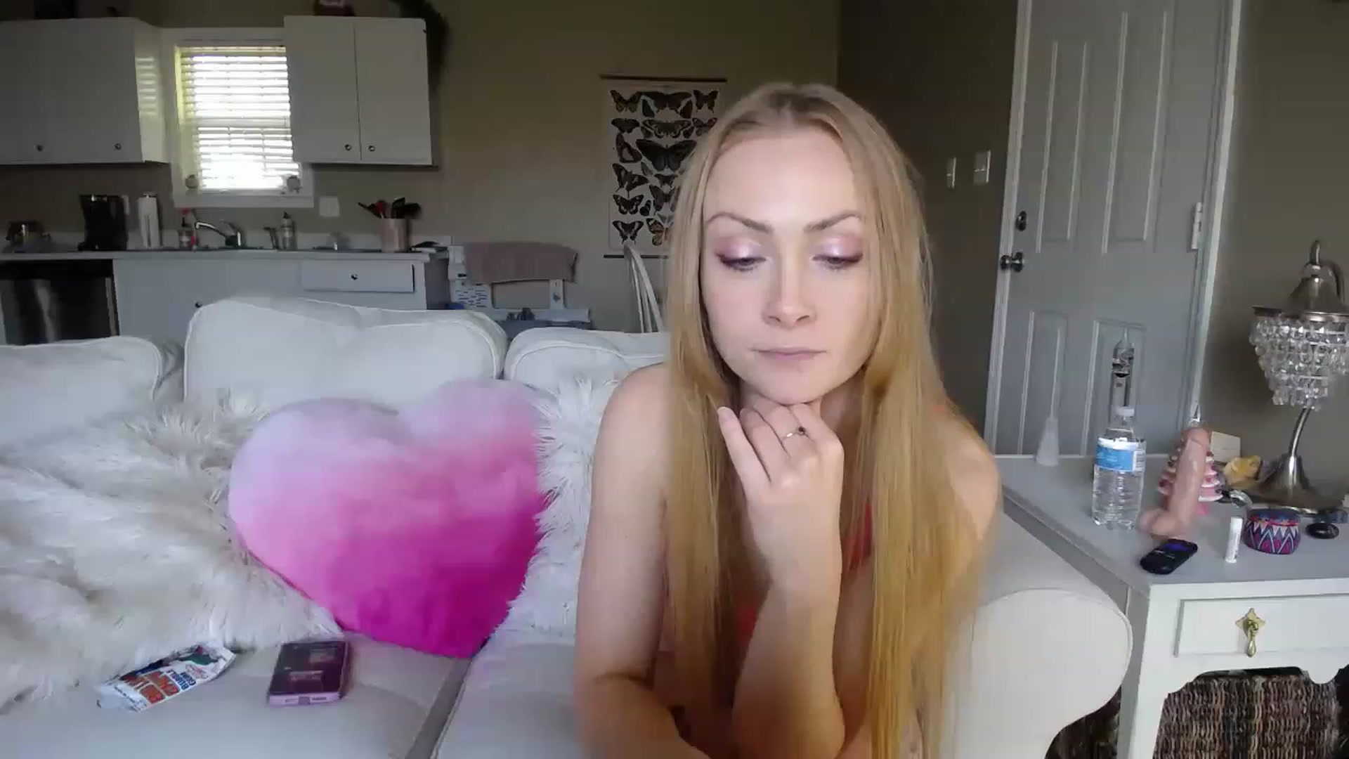 Gallery image thumbnail from MissSadieB's myfreecams stream on, 12/16/2022, 19:05 image 8 of 20