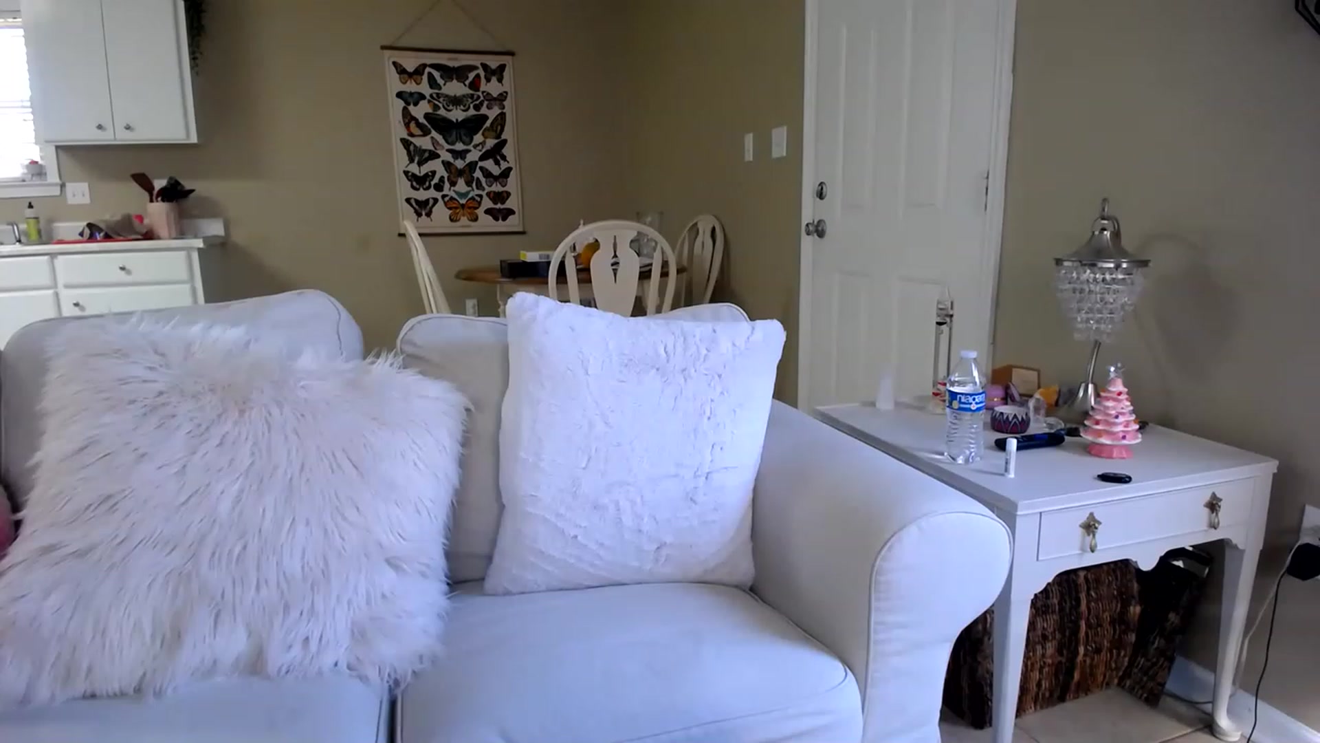 Gallery image thumbnail from MissSadieB's myfreecams stream on, 12/27/2022, 19:23 image 18 of 20