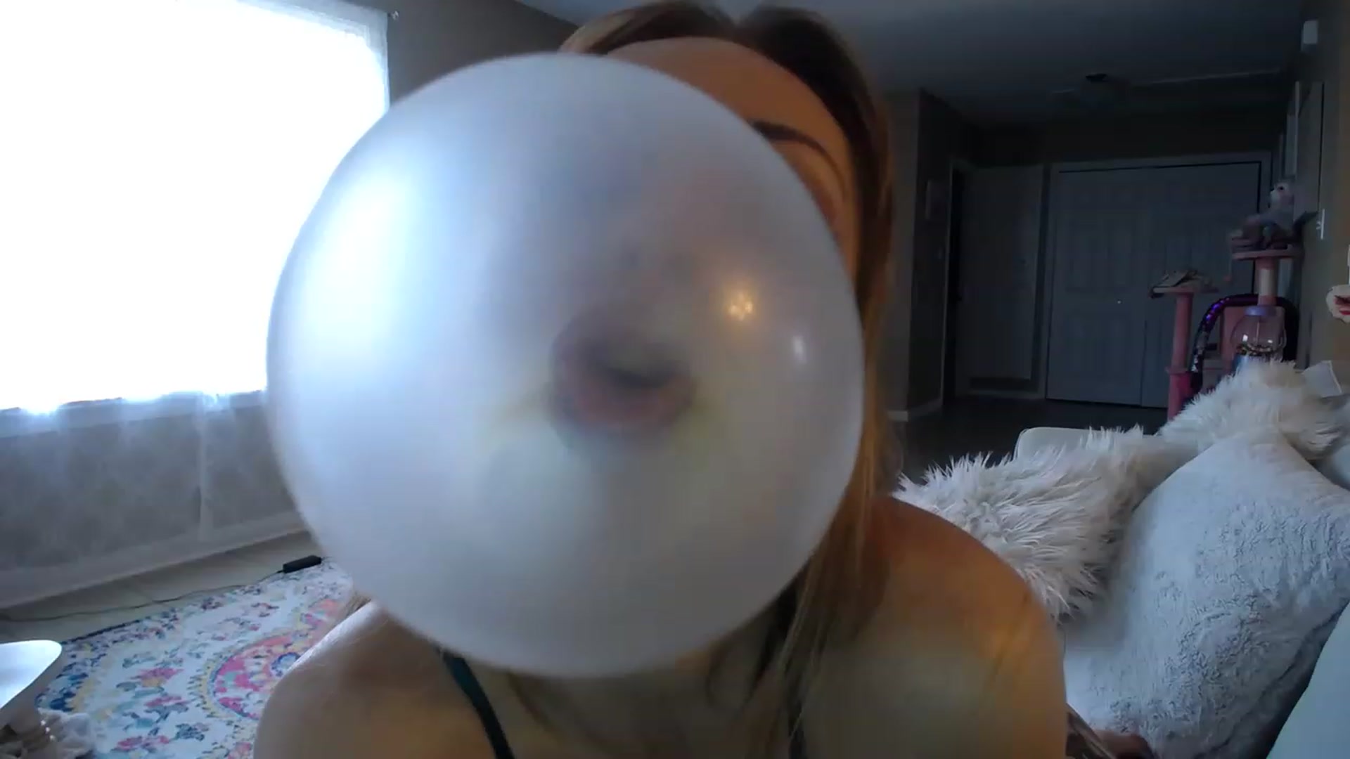Gallery image thumbnail from MissSadieB's myfreecams stream on, 03/10/2023, 21:23 image 5 of 20