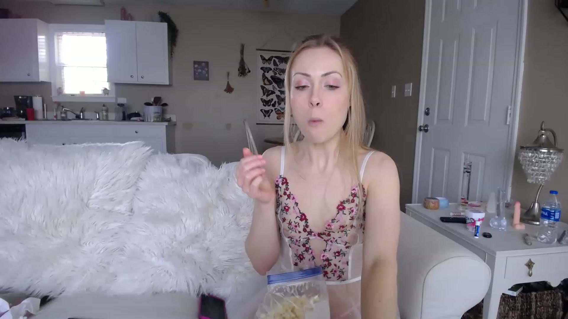 Gallery image thumbnail from MissSadieB's myfreecams stream on, 03/14/2023, 21:15 image 7 of 20