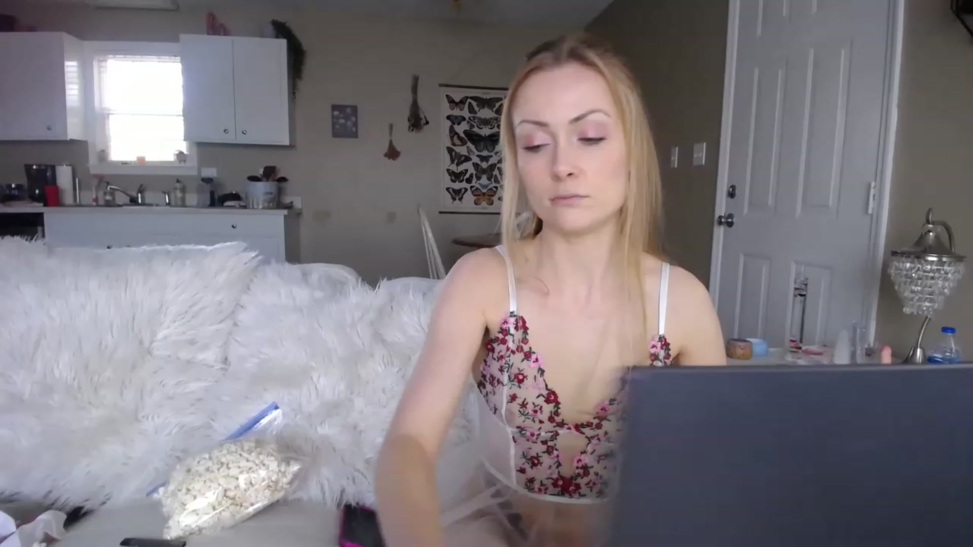 Gallery image thumbnail from MissSadieB's myfreecams stream on, 03/14/2023, 21:15 image 5 of 20