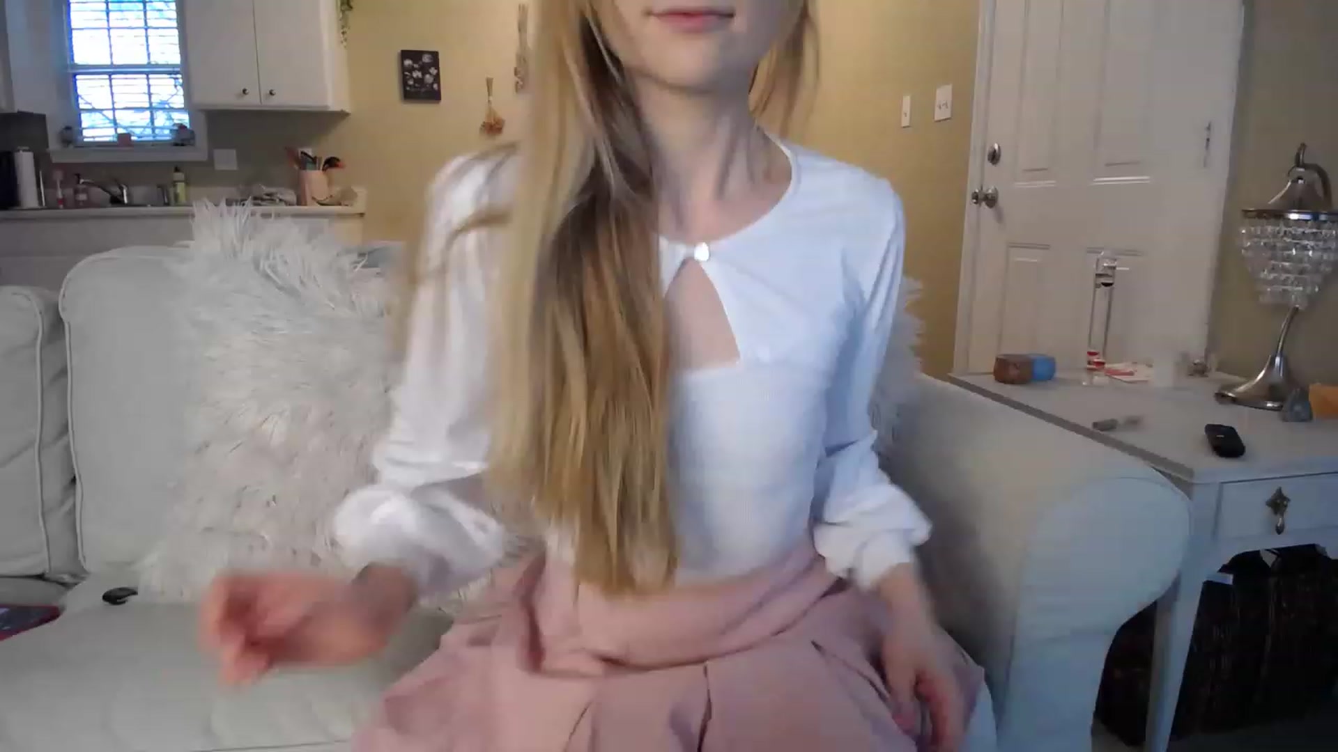 Gallery image thumbnail from MissSadieB's myfreecams stream on, 03/17/2023, 20:46 image 8 of 20