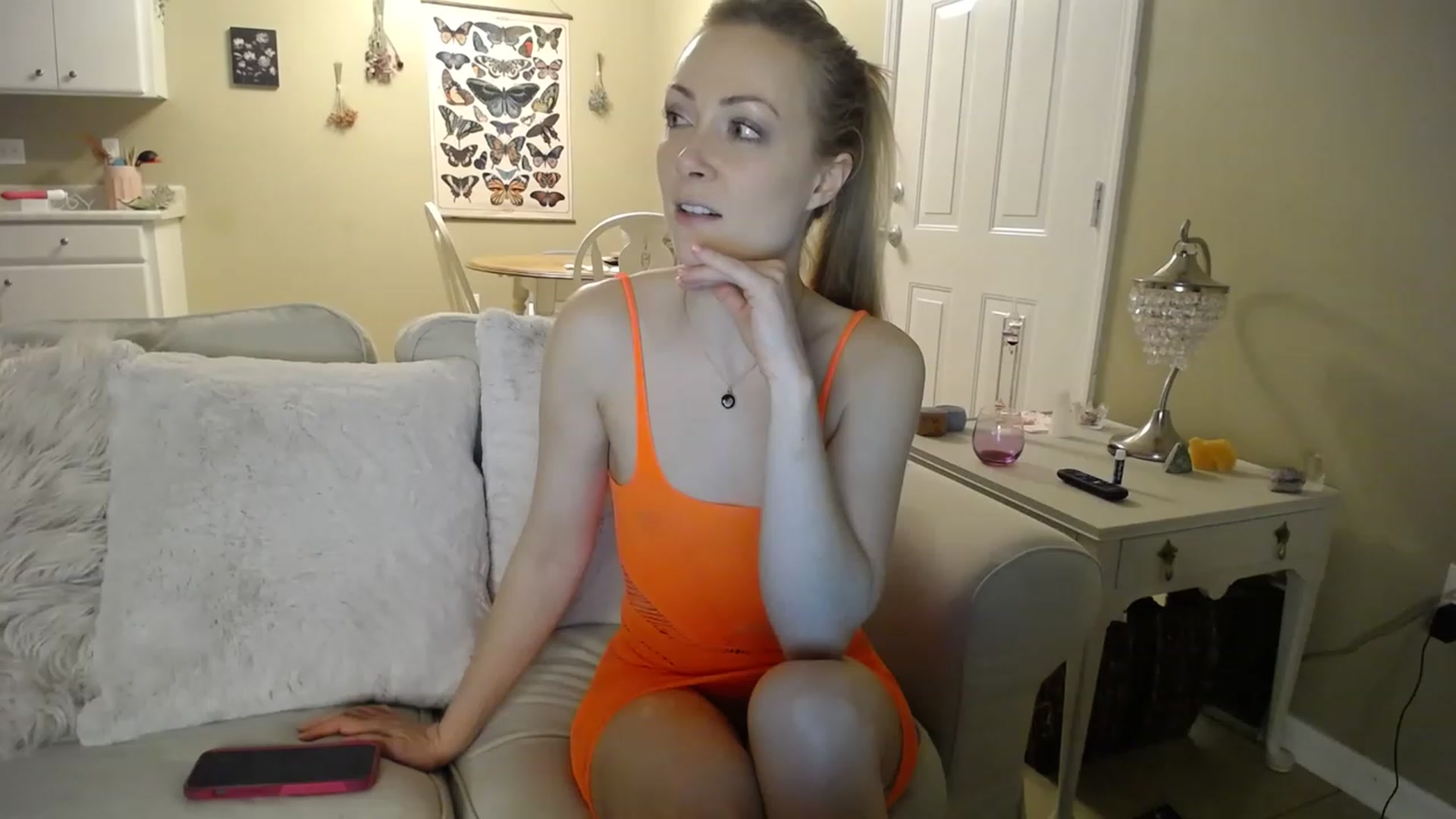 Gallery image thumbnail from MissSadieB's myfreecams stream on, 03/19/2023, 02:22 image 15 of 20