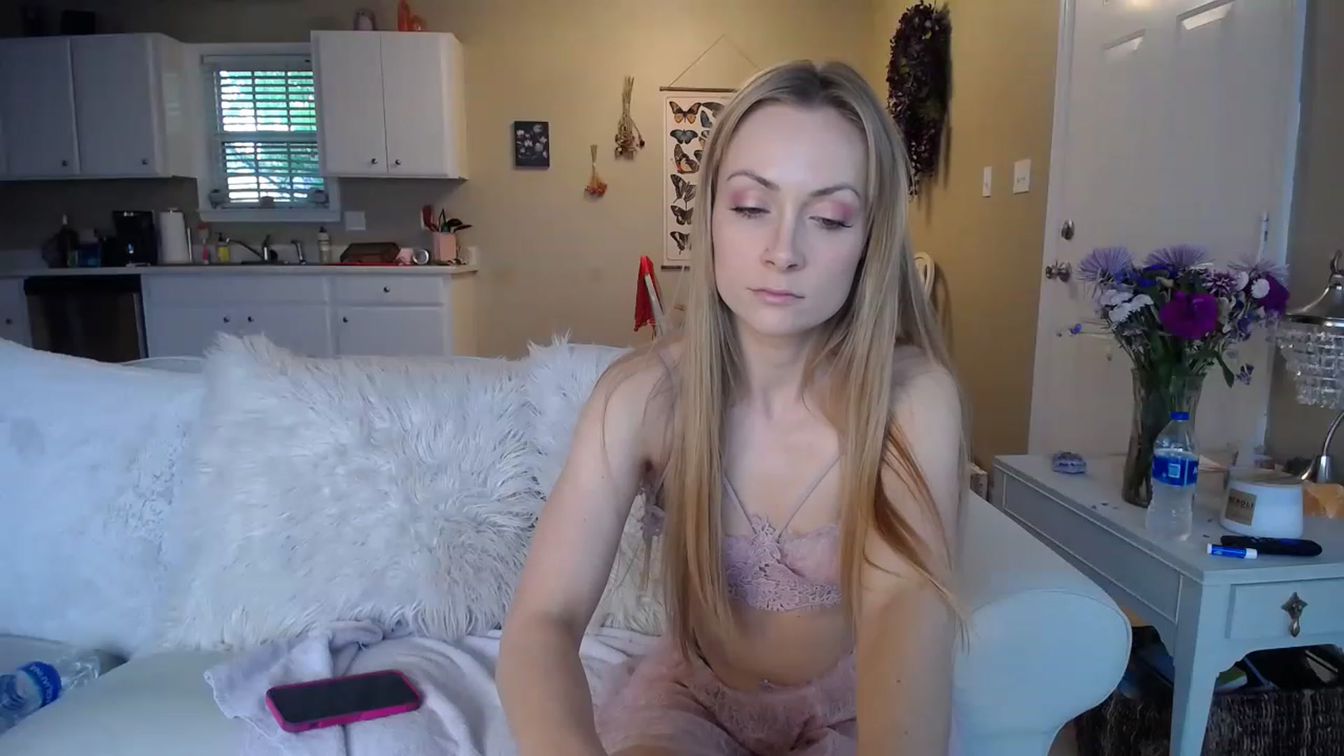Gallery image thumbnail from MissSadieB's myfreecams stream on, 04/07/2023, 19:49 image 19 of 20