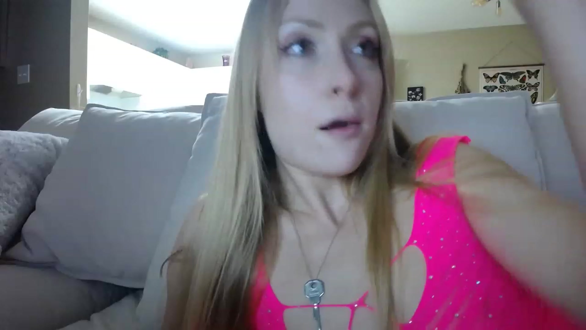 Gallery image thumbnail from MissSadieB's myfreecams stream on, 05/17/2023, 01:17 image 10 of 20