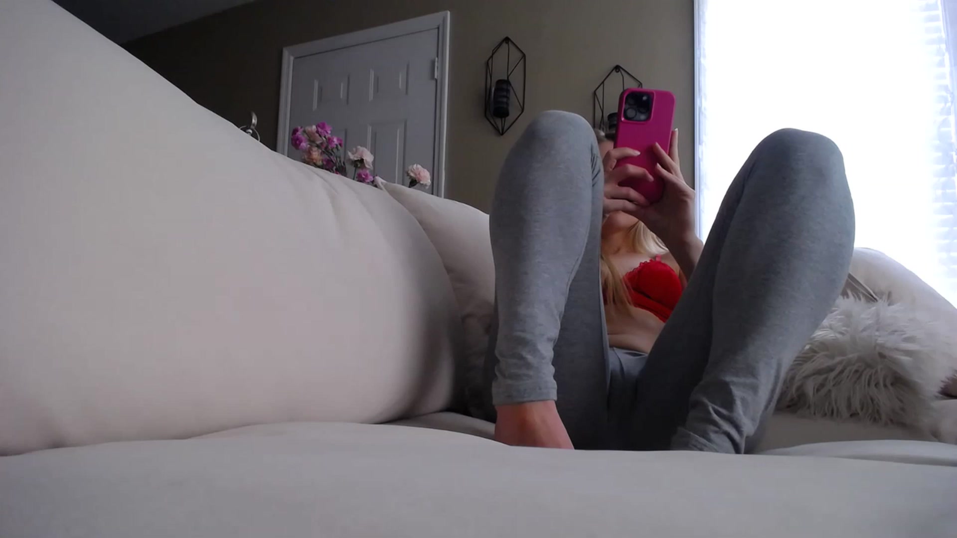Gallery image thumbnail from MissSadieB's myfreecams stream on, 06/11/2023, 21:08 image 12 of 20